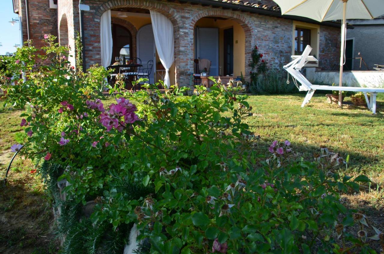 Casa Magnolia Apartment Terricciola Bagian luar foto