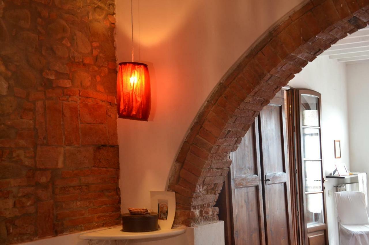 Casa Magnolia Apartment Terricciola Bagian luar foto